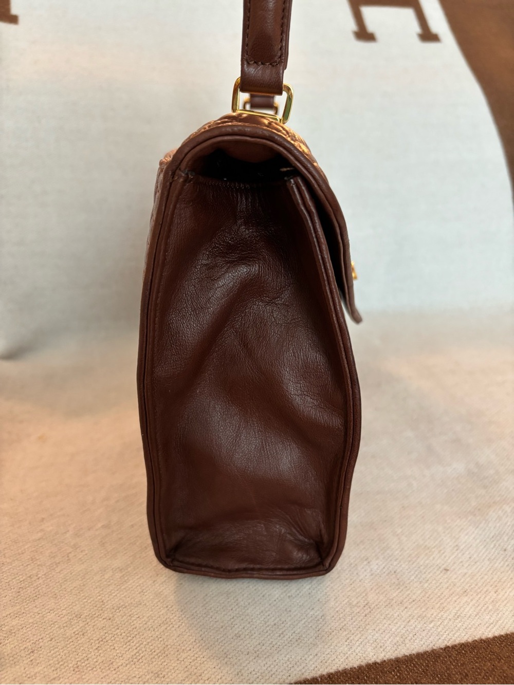 Bally  Quilted  Brown Leather Top-Handle Women’s Bag Turn lock. Clean - Picture 6 of 12